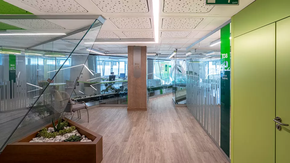 Landing Rigitone Edge - Sector Oficinas (1)