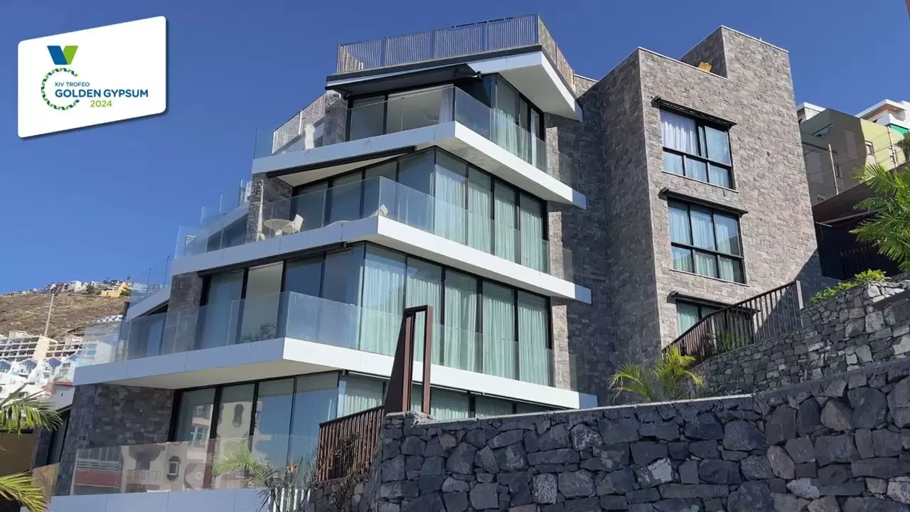 XIT TROFEO GOLDEN GYPSUM - CATEGORÍA RESIDENCIAL - EDIFICIO ISLA ROCAZUL thumbnail